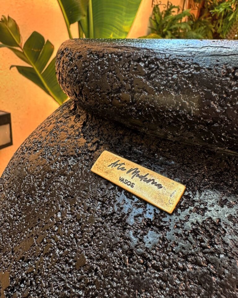 Detalhe de vaso Arte Moderna